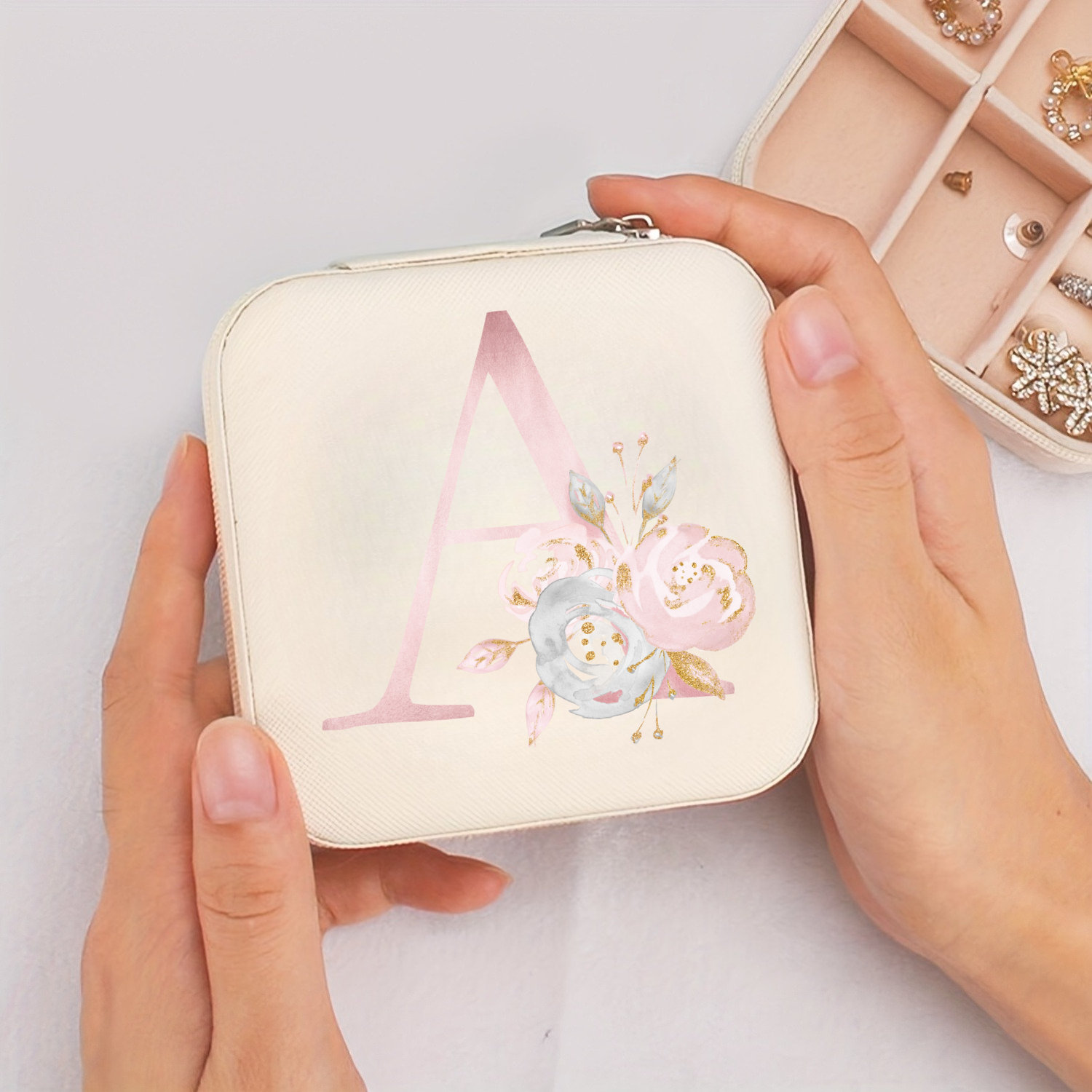 A-Z Alphabet Print Beige Trave - Event Z ulasan dan harga