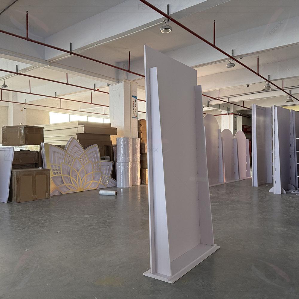 2026 Luxury Elegant White Pvc  - Party Event Supplier ulasan dan harga